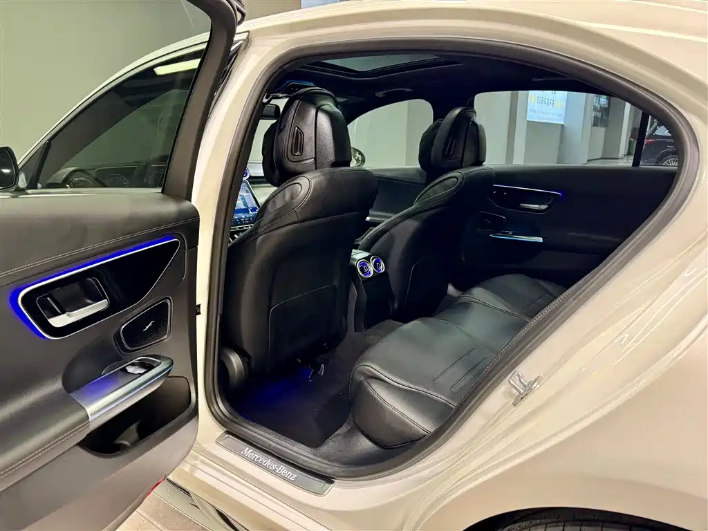 Mercedes-Benz Mercedes-Benz C-Class 2025 Model Year Facelift C 260 L Sport Edition 2025 - thumbnail 26