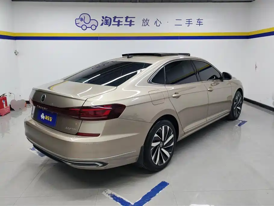Volkswagen Volkswagen Passat 2022 330TSI Elite Edition 2023 - thumbnail 3