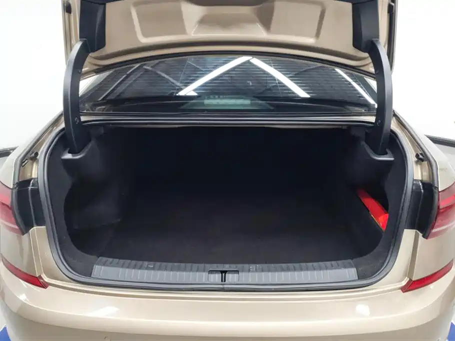 Volkswagen Volkswagen Passat 2022 330TSI Elite Edition 2023 - thumbnail 4