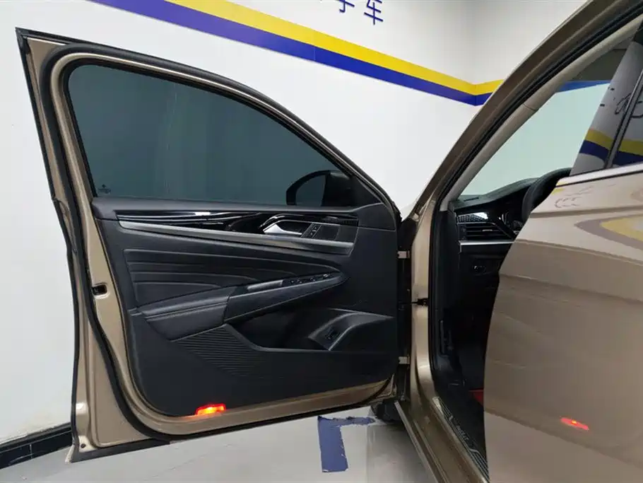 Volkswagen Volkswagen Passat 2022 330TSI Elite Edition 2023 - thumbnail 7