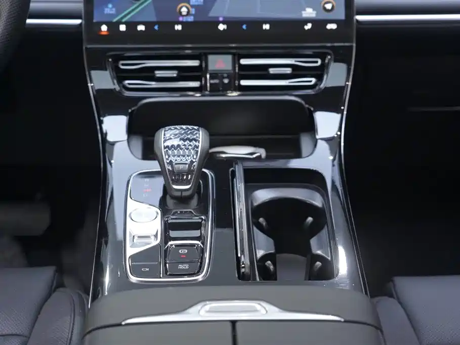 GAC Trumpchi GAC Trumpchi M8 2024 Master Series 400T Premium Edition 2025 - thumbnail 13