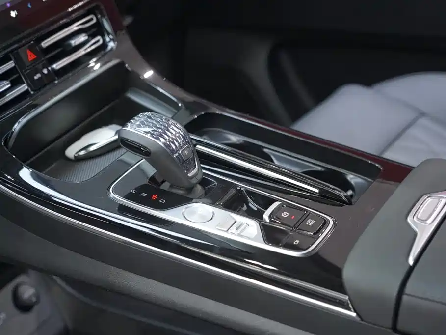 GAC Trumpchi GAC Trumpchi M8 2024 Master Series 400T Premium Edition 2025 - thumbnail 14