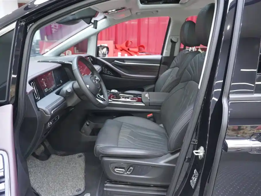 GAC Trumpchi GAC Trumpchi M8 2024 Master Series 400T Premium Edition 2025 - thumbnail 17