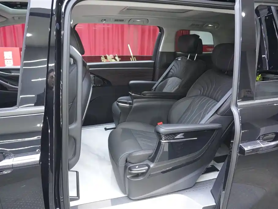 GAC Trumpchi GAC Trumpchi M8 2024 Master Series 400T Premium Edition 2025 - thumbnail 18