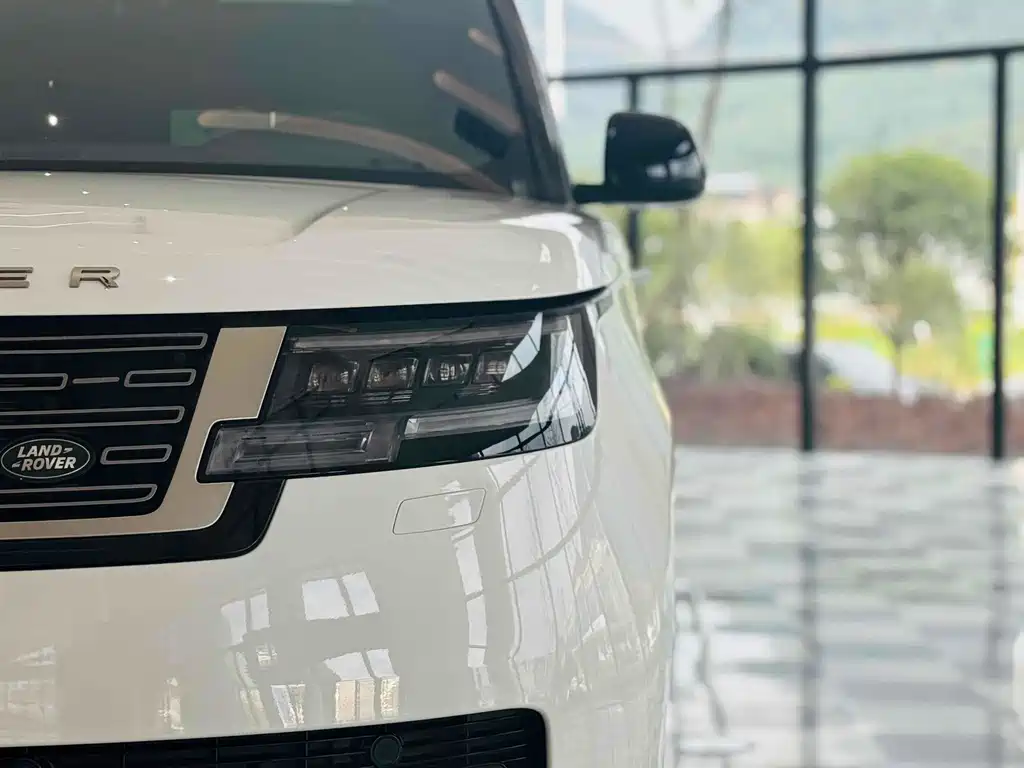 Land Rover Range Rover 2023 3.0 L6 400PS Autobiography Long Wheelbase 2023 - thumbnail 6
