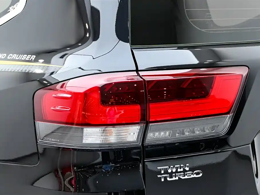 Toyota Land Cruiser (Imported) 2026 Model 3.5T Middle East Version 2026 - thumbnail 9