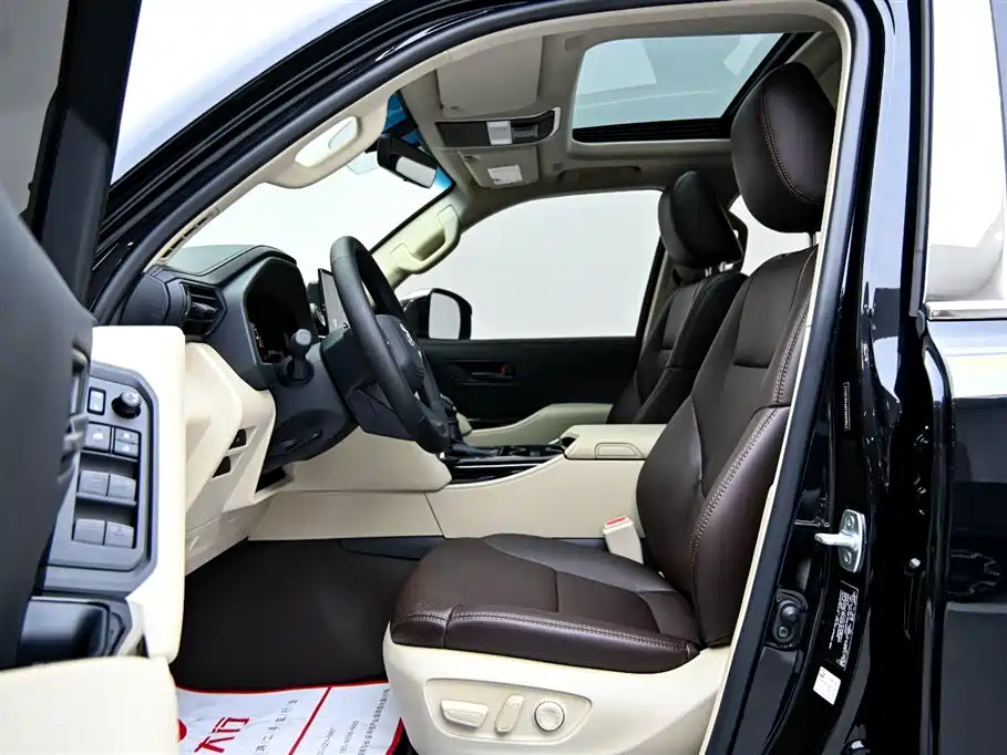 Toyota Land Cruiser (Imported) 2026 Model 3.5T Middle East Version 2026 - thumbnail 11