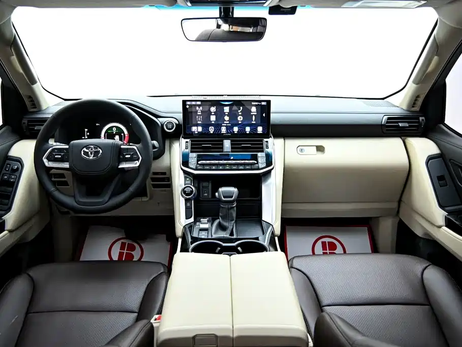 Toyota Land Cruiser (Imported) 2026 Model 3.5T Middle East Version 2026 - thumbnail 14