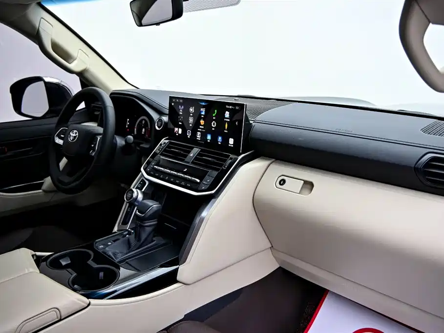 Toyota Land Cruiser (Imported) 2026 Model 3.5T Middle East Version 2026 - thumbnail 16