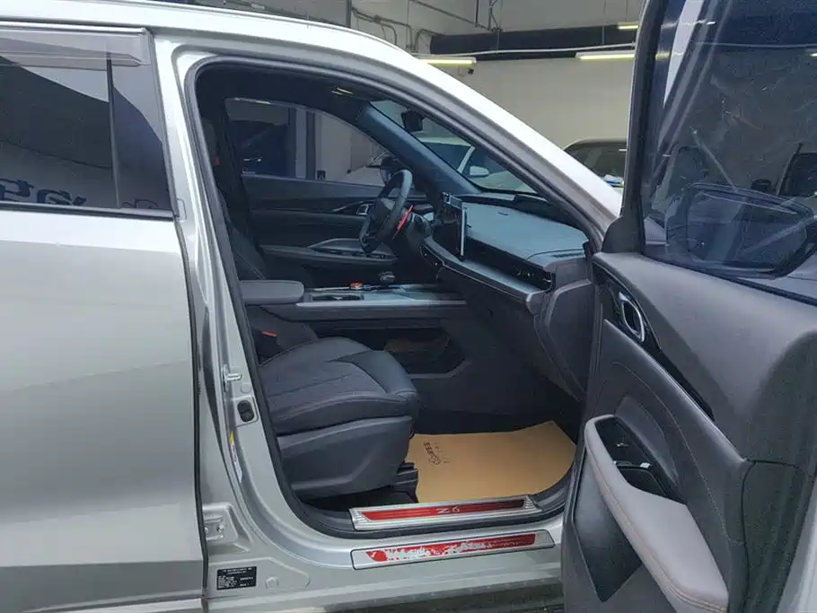 Changan Oushang Changan Oushang Z6 2022 Blue Whale 1.5T DCT Smart至尊 Edition 2022 - thumbnail 8