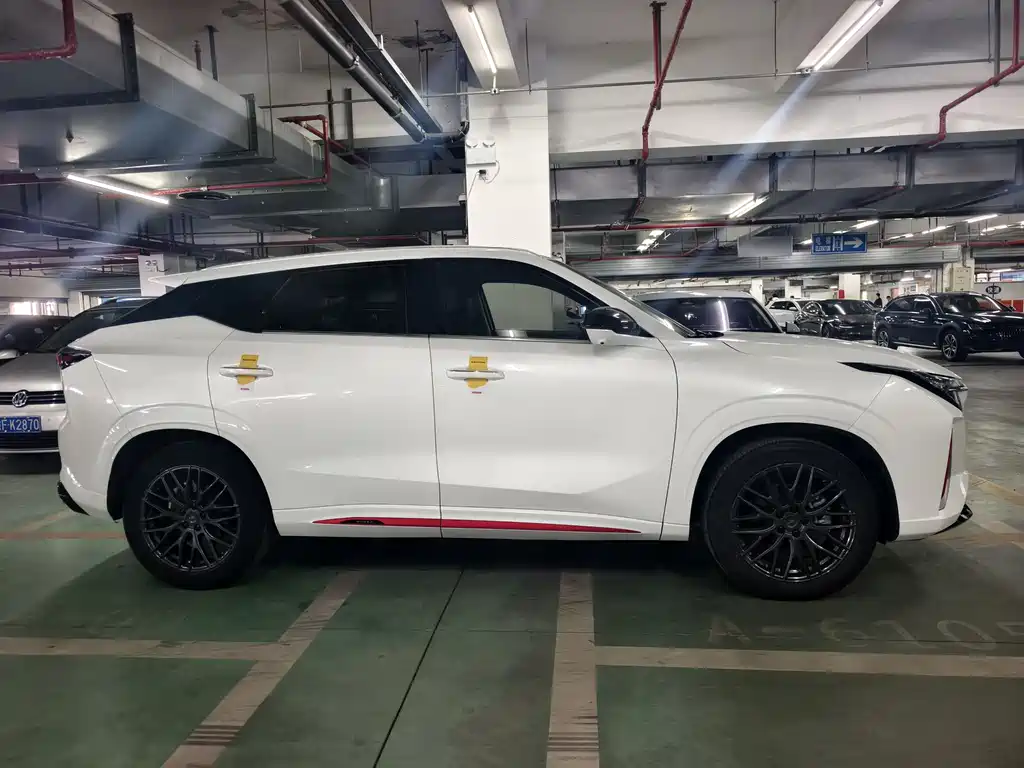 Changan Oushang 长安欧尚Z6 2022款 蓝鲸 1.5T DCT智享型 2023 - thumbnail 7