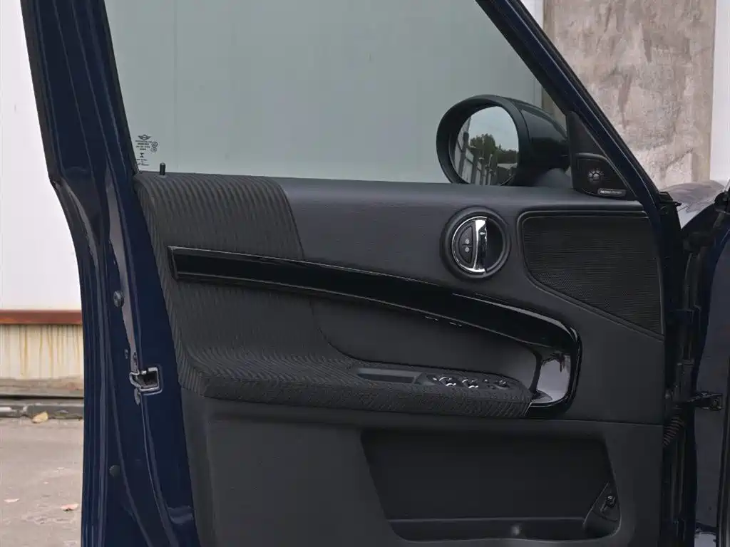 MINI MINI Countryman 2017 1.5T Cooper ALL4 Traveler 2018 - thumbnail 17