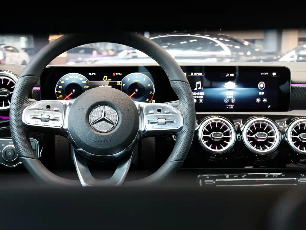 Mercedes-Benz Mercedes-Benz A-Class 2022 Facelift A 200 L Sport Sedan Fashion Edition 2023 - thumbnail 8