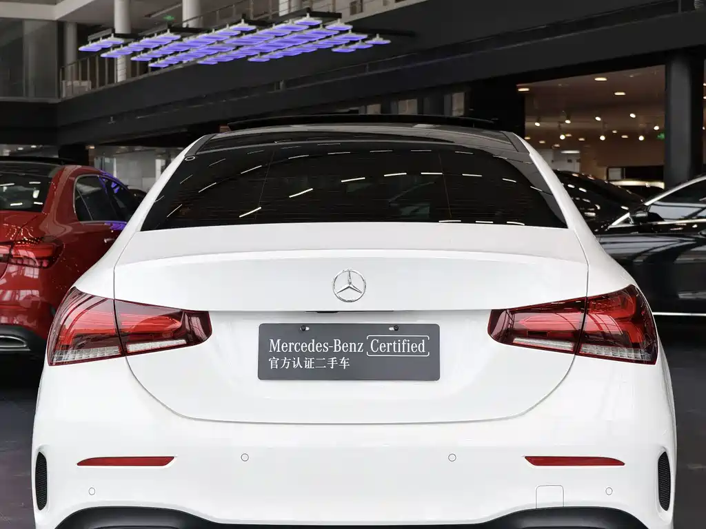 Mercedes-Benz Mercedes-Benz A-Class 2022 Facelift A 200 L Sport Sedan Fashion Edition 2023 - thumbnail 11