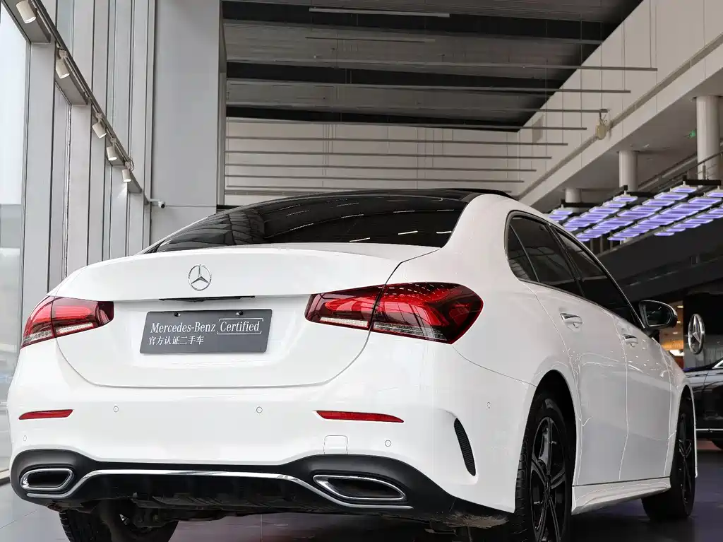 Mercedes-Benz Mercedes-Benz A-Class 2022 Facelift A 200 L Sport Sedan Fashion Edition 2023 - thumbnail 14