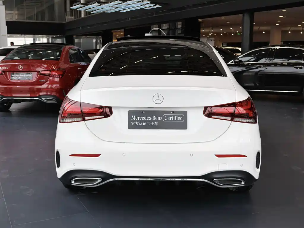 Mercedes-Benz Mercedes-Benz A-Class 2022 Facelift A 200 L Sport Sedan Fashion Edition 2023 - thumbnail 15