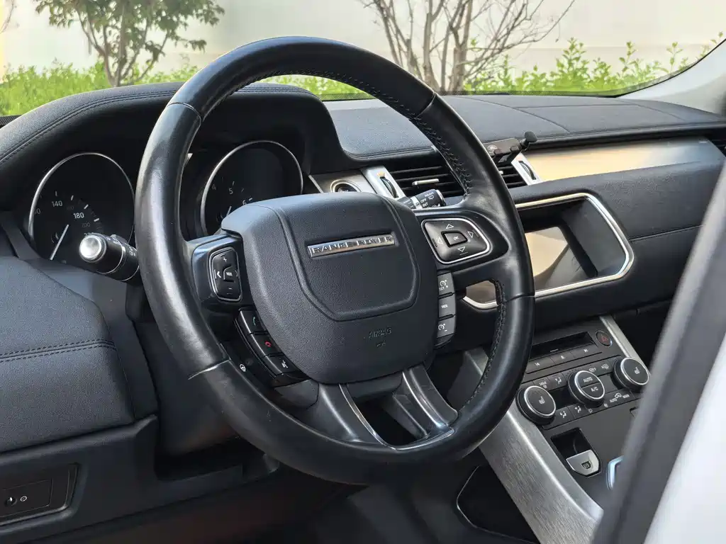 Land Rover Range Rover Evoque 2018 240PS SE Dynamic Premium 2018 - thumbnail 7