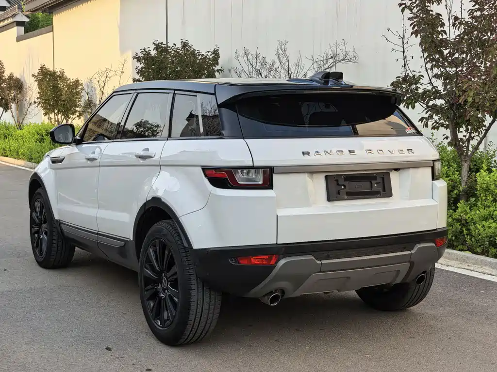Land Rover Range Rover Evoque 2018 240PS SE Dynamic Premium 2018 - thumbnail 8