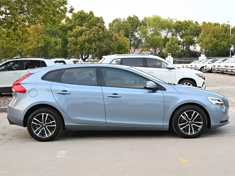 Volvo Volvo V40 2019 T3 Momentum 2019 - thumbnail 7