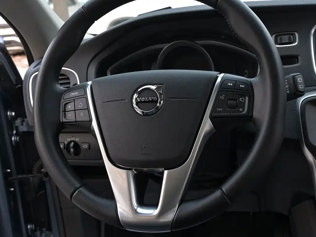 Volvo Volvo V40 2019 T3 Momentum 2019 - thumbnail 11