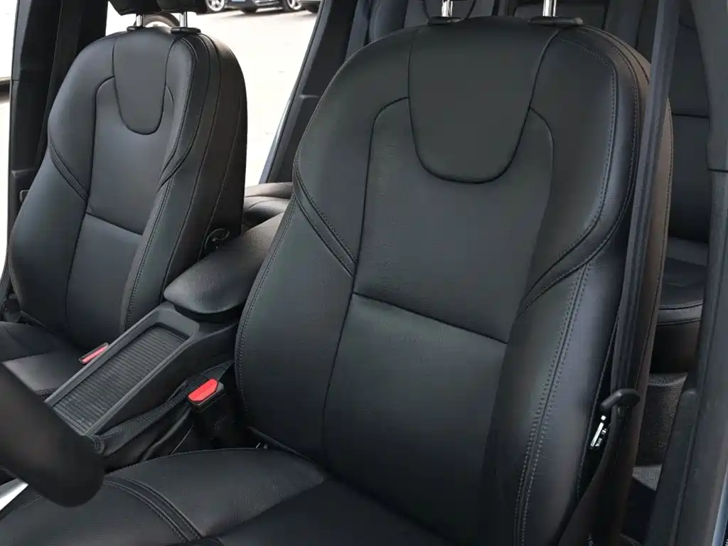 Volvo Volvo V40 2019 T3 Momentum 2019 - thumbnail 18