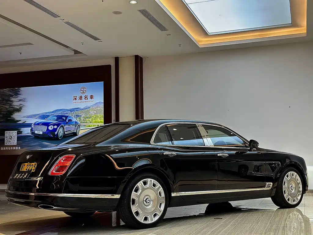 Bentley Mulsanne 2016 6.8T Ultimate Edition 2019 - thumbnail 4