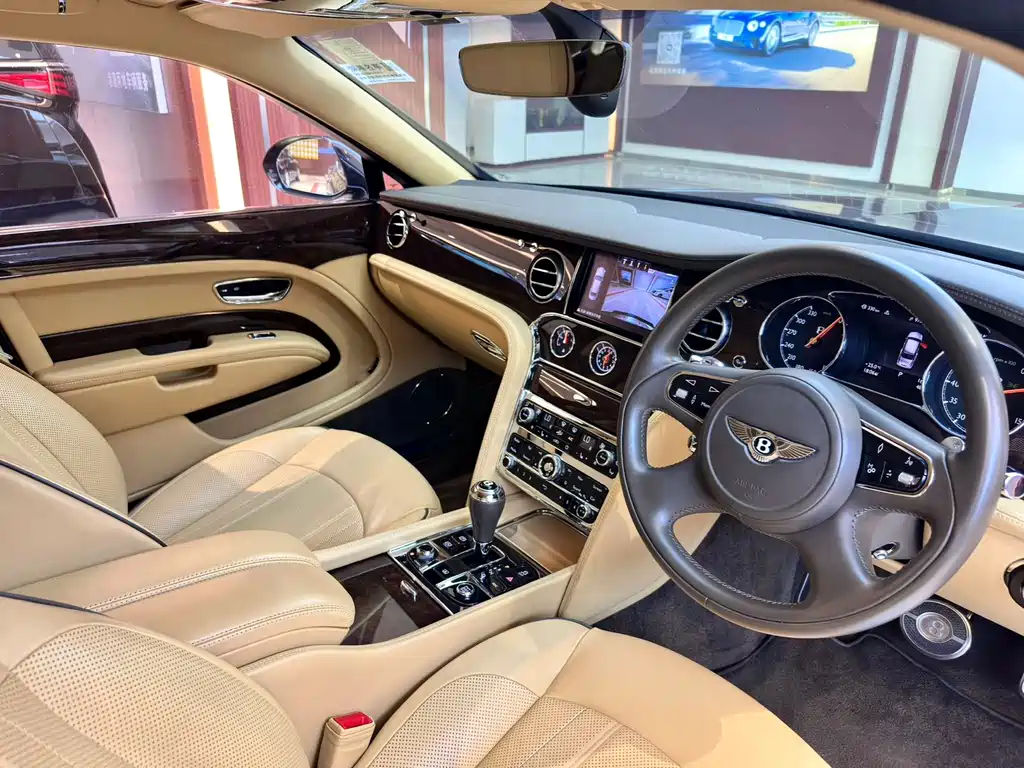 Bentley Mulsanne 2016 6.8T Ultimate Edition 2019 - thumbnail 5