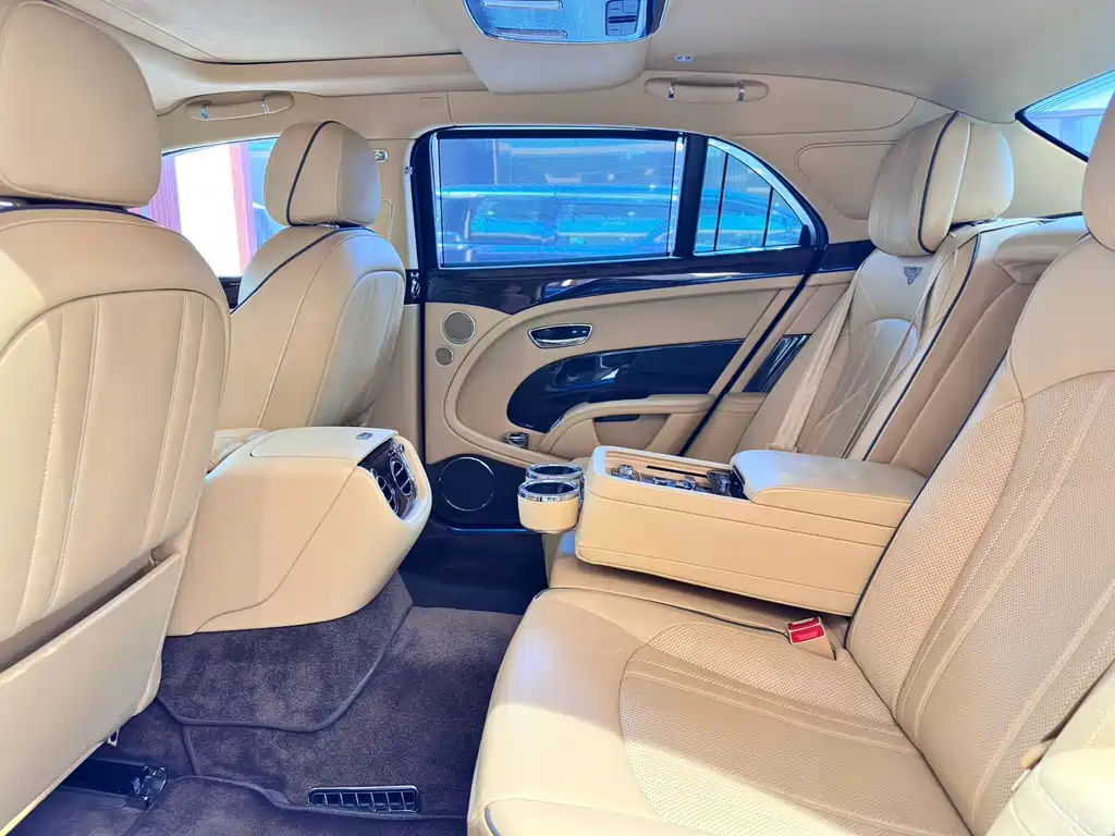 Bentley Mulsanne 2016 6.8T Ultimate Edition 2019 - thumbnail 9