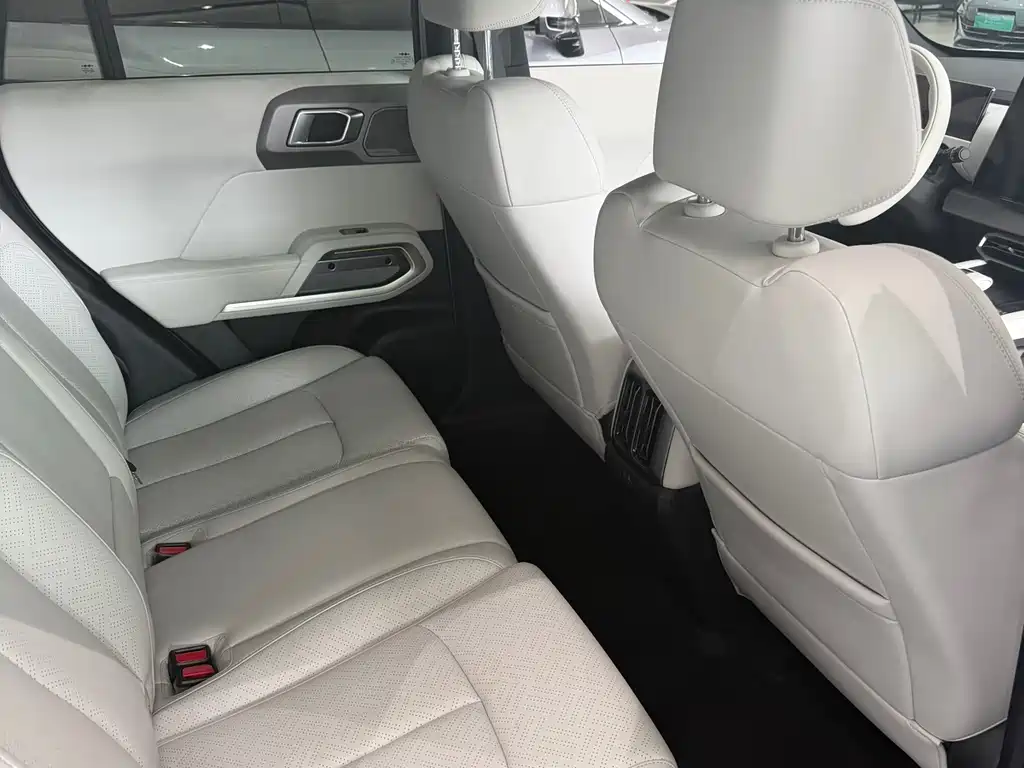 Fangchengbao Ti 3 2025 501KM AWD Ultra Edition 2025 - thumbnail 6
