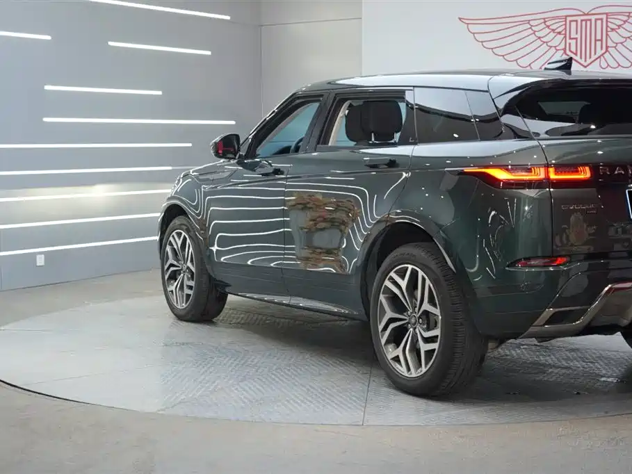 Land Rover Range Rover Evoque 2022 L 249PS R-Dynamic Luxury Edition 2024 - thumbnail 3