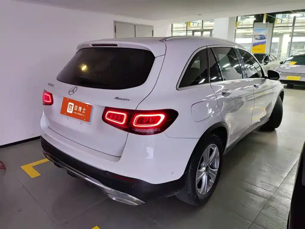 Mercedes-Benz Mercedes-Benz GLC 2020 GLC 260 L 4MATIC Dynamic Model 2020 - thumbnail 4