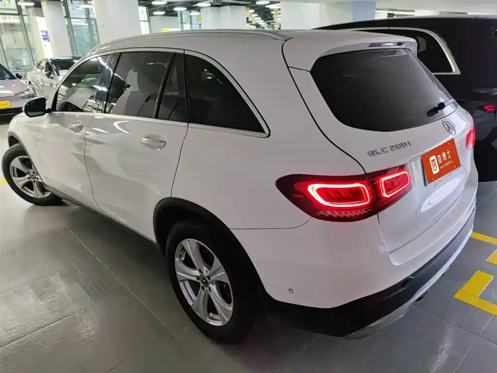 Mercedes-Benz Mercedes-Benz GLC 2020 GLC 260 L 4MATIC Dynamic Model 2020 - thumbnail 5