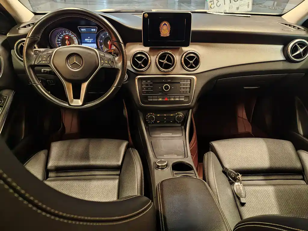 Mercedes-Benz Mercedes-Benz GLA 2016 GLA 200 Sport Edition 2016 - thumbnail 4