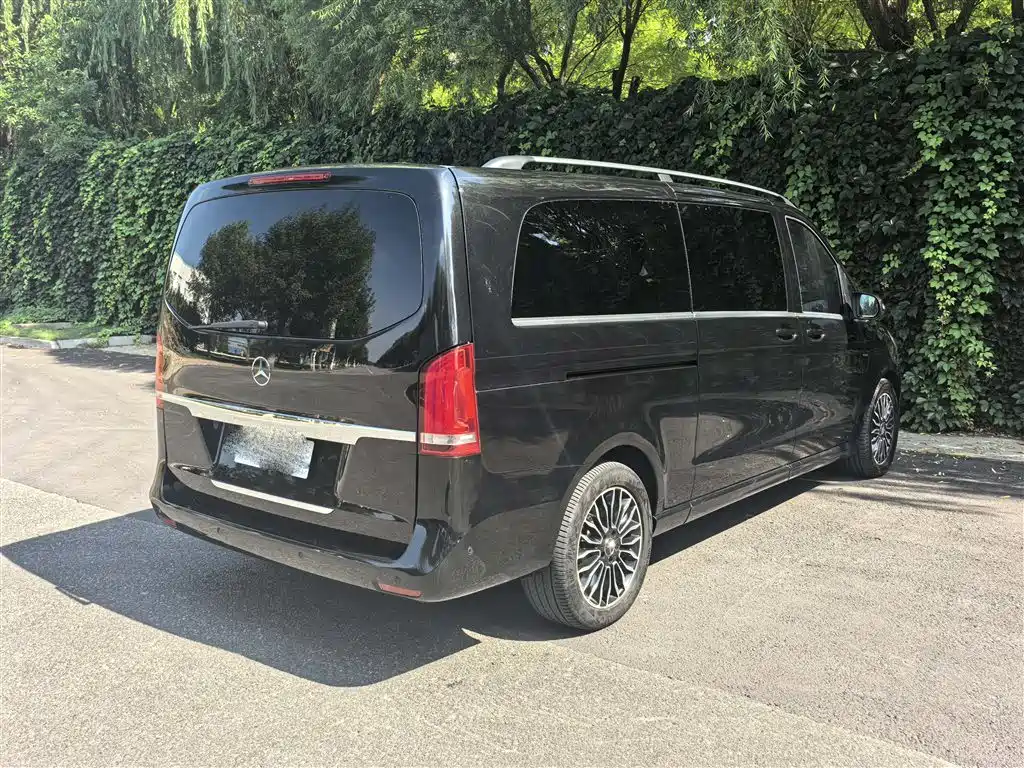 Mercedes-Benz Mercedes-Benz V-Class 2018 V 260 L Premium Long Wheelbase Edition Euro V 2018 - thumbnail 4
