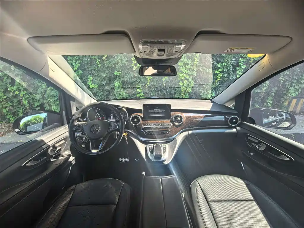 Mercedes-Benz Mercedes-Benz V-Class 2018 V 260 L Premium Long Wheelbase Edition Euro V 2018 - thumbnail 7