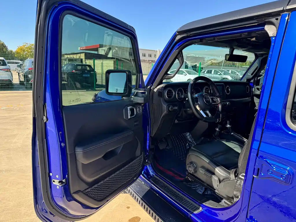 Jeep Jeep Wrangler 2019 2.0T Sahara 4-Door Edition China V 2020 - thumbnail 9