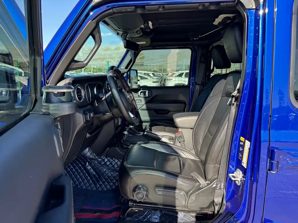 Jeep Jeep Wrangler 2019 2.0T Sahara 4-Door Edition China V 2020 - thumbnail 12