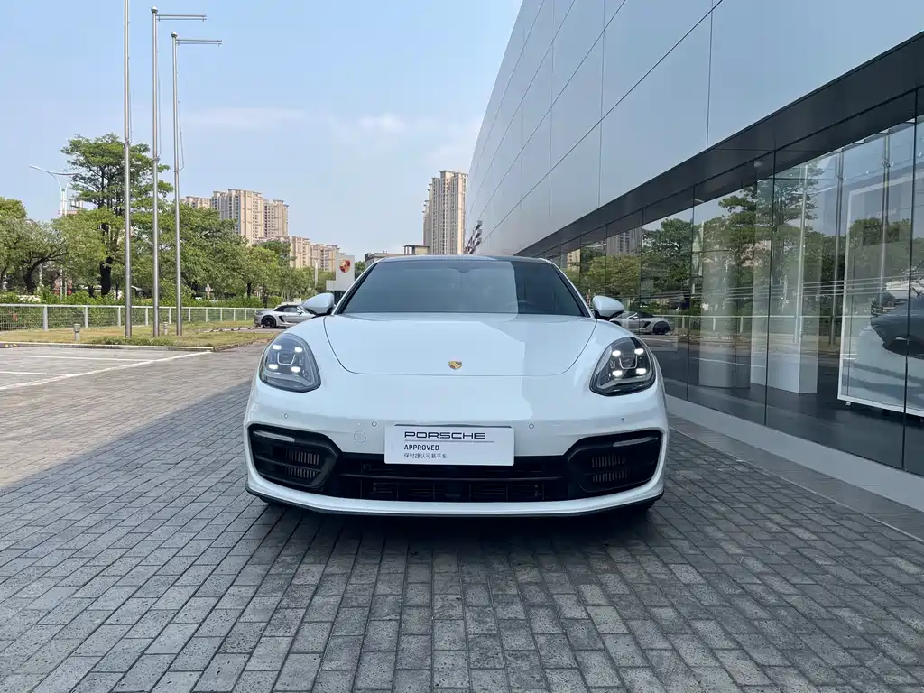 Porsche Panamera 2023 Platinum Edition 2.9T 2024 - thumbnail 2