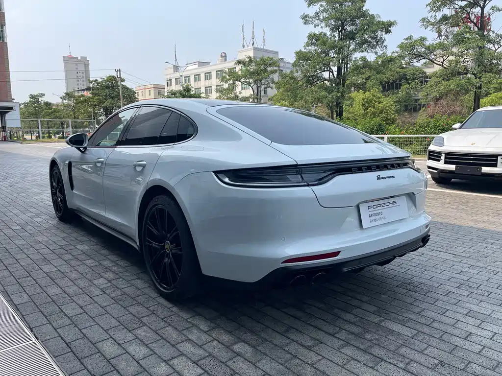Porsche Panamera 2023 Platinum Edition 2.9T 2024 - thumbnail 7