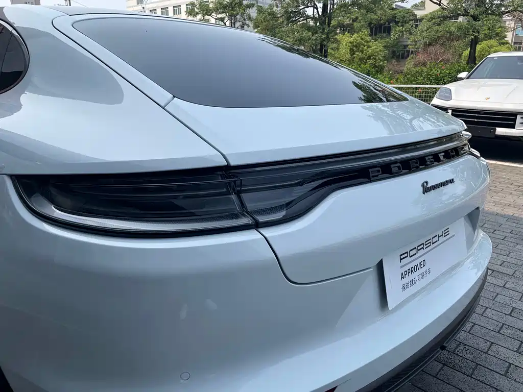 Porsche Panamera 2023 Platinum Edition 2.9T 2024 - thumbnail 14
