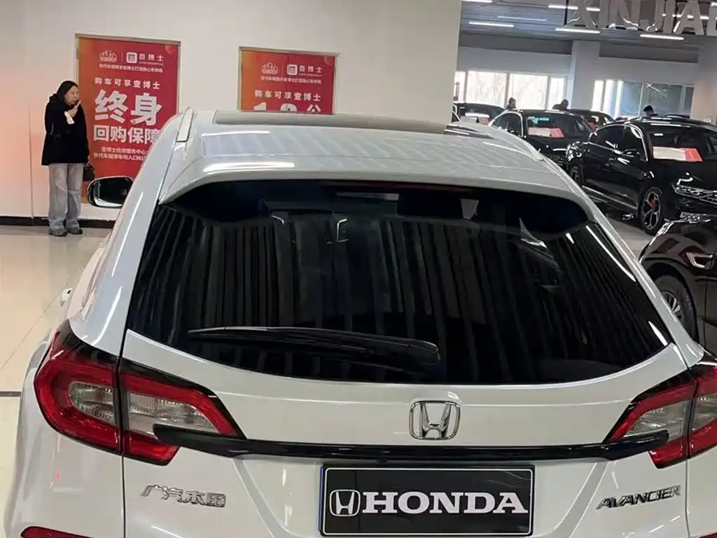 Honda Honda Avancier 2017 370TURBO AWD Premium Edition 2018 - thumbnail 5