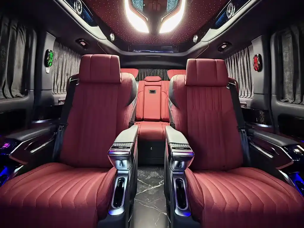 Mercedes-Benz Viano 2024 2.0T Business Edition 7-seater 2025 - thumbnail 5