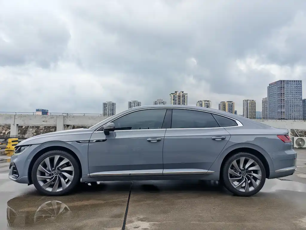 Volkswagen FAW-Volkswagen CC 2023 380TSI Dazzling Edition 2024 - thumbnail 3