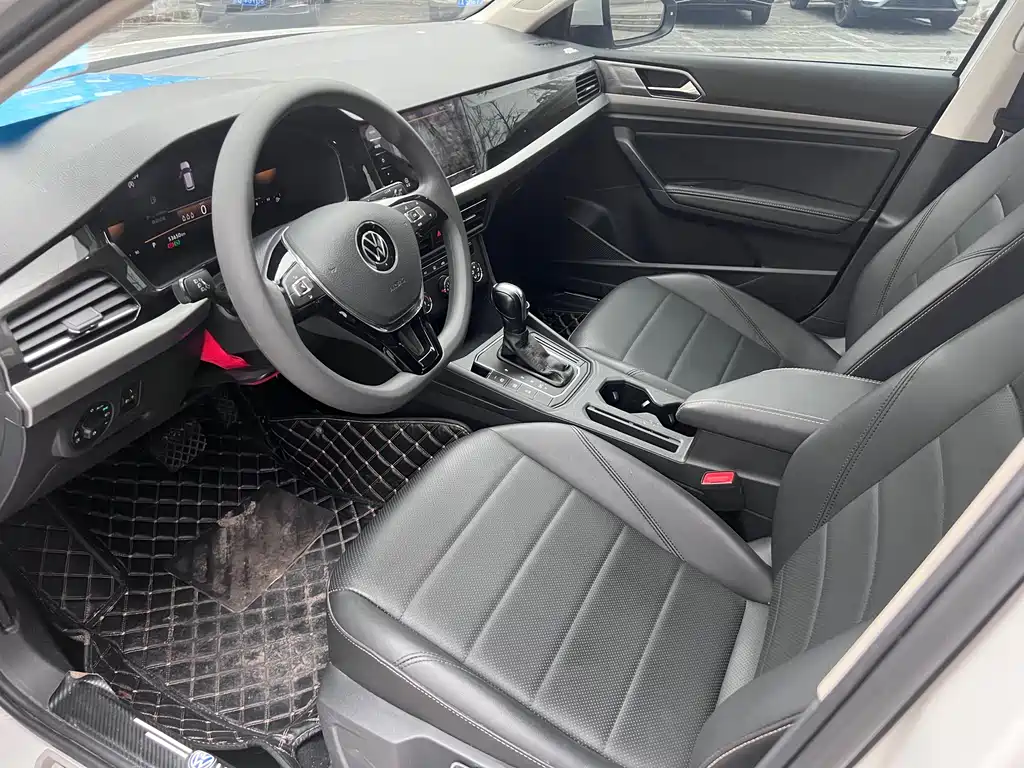 Volkswagen Lavida 2021 1.5L Automatic Comfort Edition 2021 - thumbnail 7