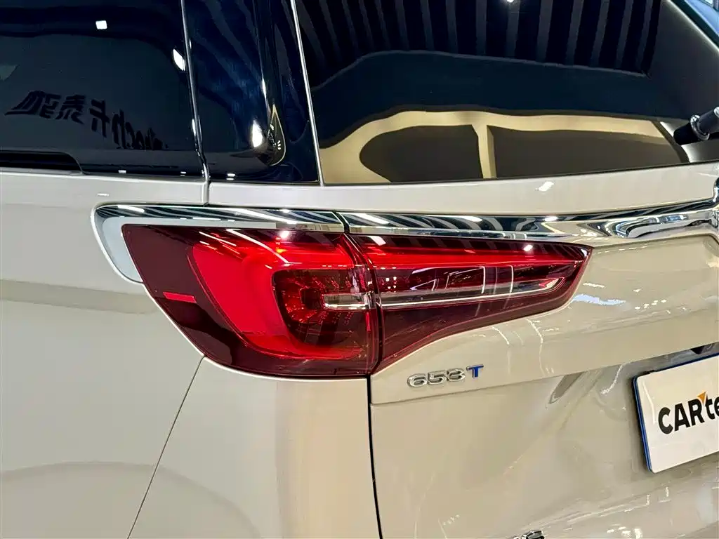 Buick Buick GL8 2023 ES Landmark Luxury and Joy Edition 2023 - thumbnail 9