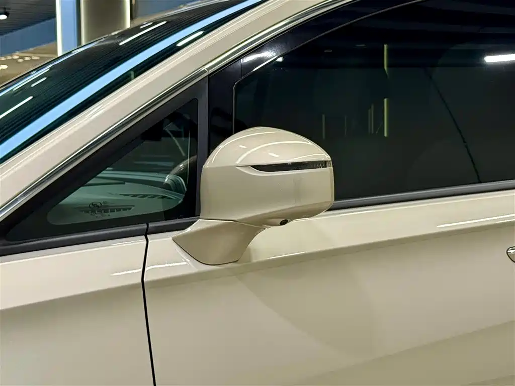 Buick Buick GL8 2023 ES Landmark Luxury and Joy Edition 2023 - thumbnail 12