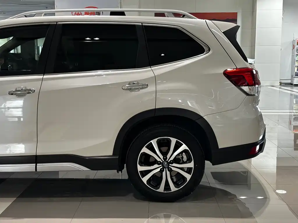Subaru Subaru Forester 2022 2.0i AWD Premium Edition EyeSight 2023 - thumbnail 6