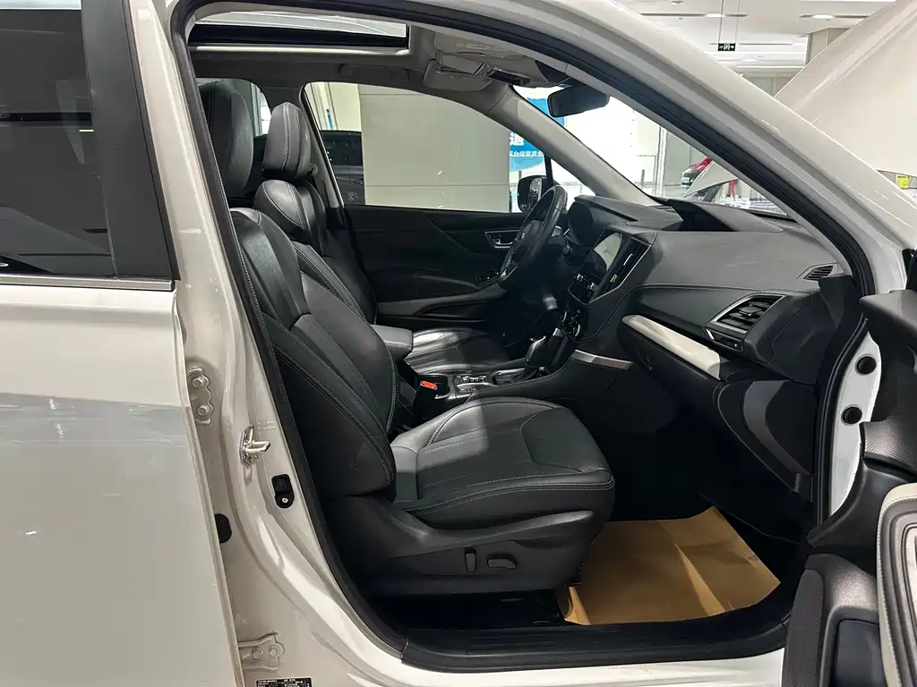 Subaru Subaru Forester 2022 2.0i AWD Premium Edition EyeSight 2023 - thumbnail 13