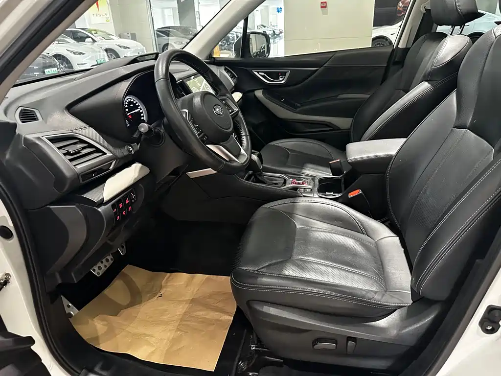 Subaru Subaru Forester 2022 2.0i AWD Premium Edition EyeSight 2023 - thumbnail 14