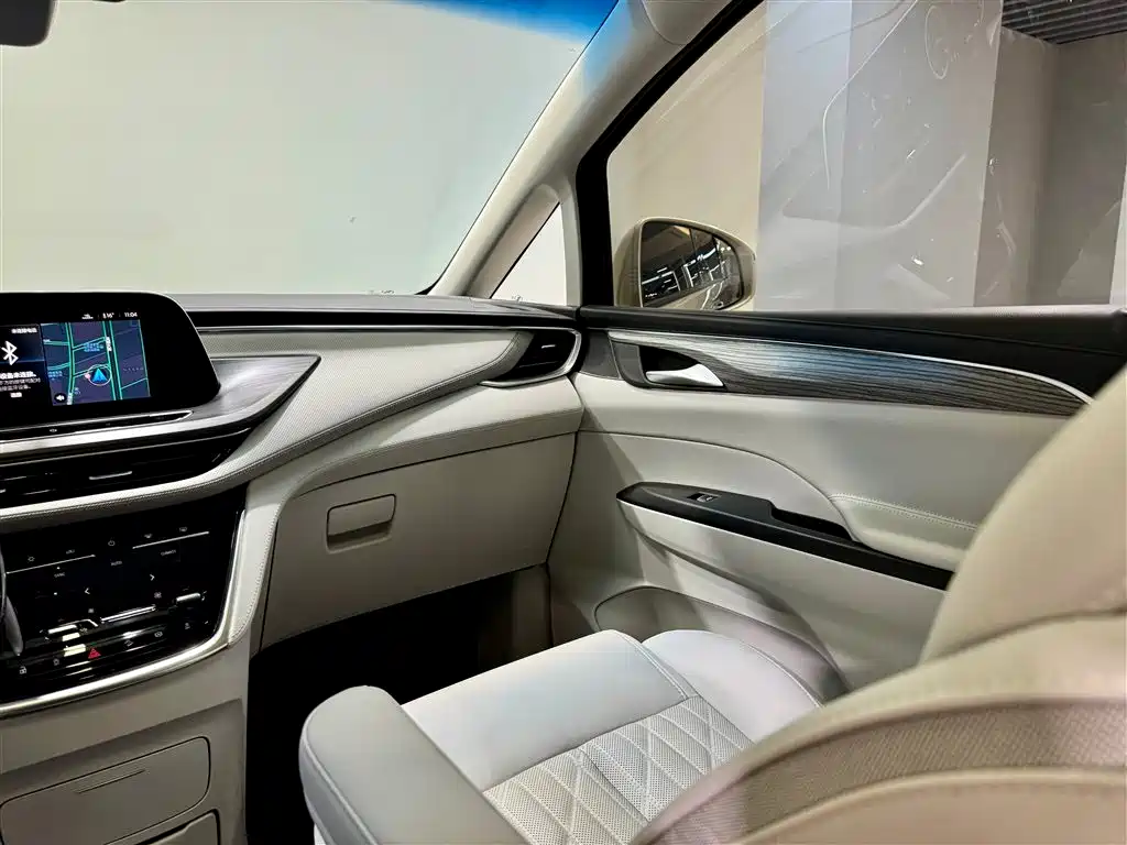 Buick Buick GL8 2023 ES Landmark Luxury and Joy Edition 2023 - thumbnail 26